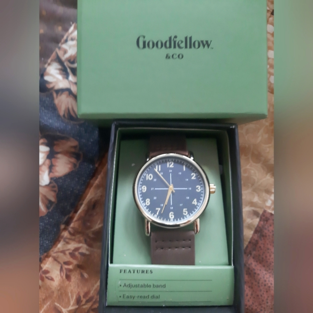 Goodfellow & CO ADJUSTABLE BAND Watch for MEN